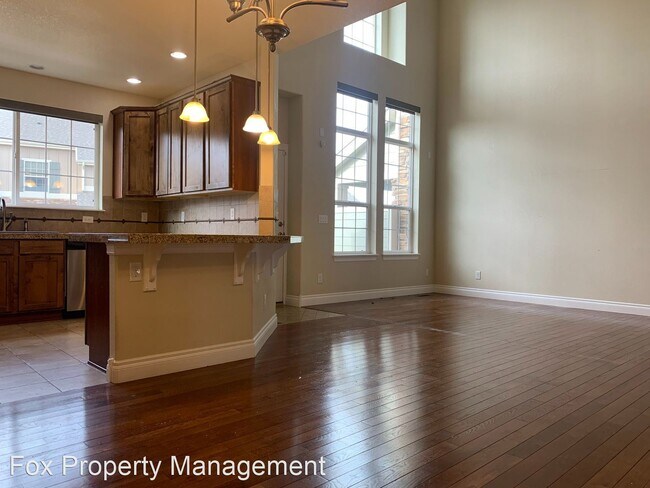Foto del edificio - 3 br, 3.5 bath House - 4860 Raven Run