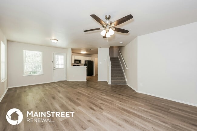 Building Photo - 912 Laredo Plaza