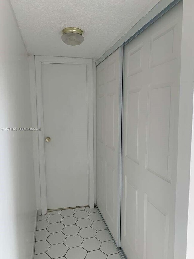 Foto del edificio - 5003 NW 35th St