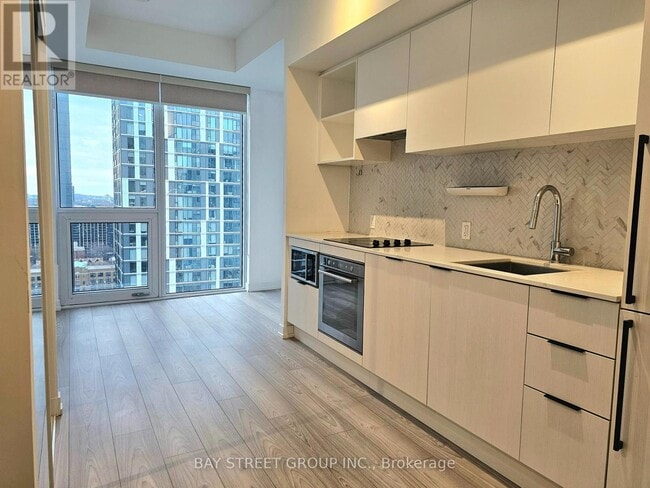 Building Photo - 82 Dalhousie St