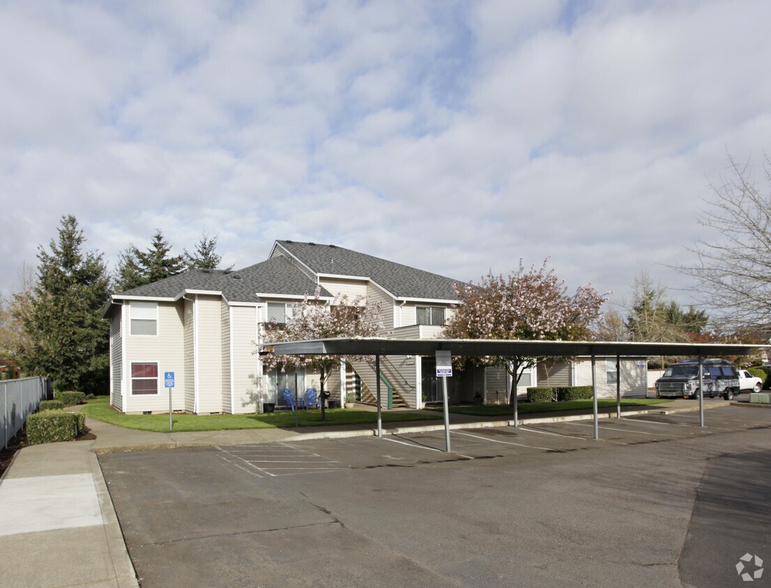 Building Photo - Maxwell Manor Apartments