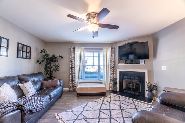 Foto del edificio - 4762 Tatton Park Cir