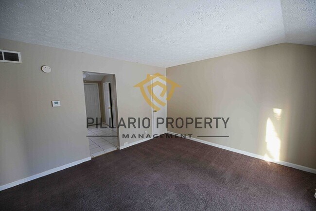 Foto del edificio - 4936-4938 E 34th St
