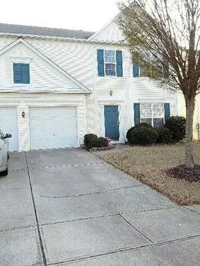 Primary Photo - 2826 Azalea Hills Dr