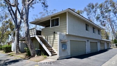 Building Photo - 2470 Coventry Cir