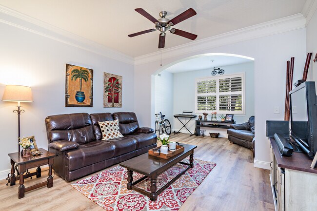 Foto del edificio - 4105 Myrtlewood Cir E