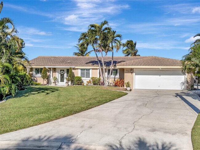 Foto del edificio - 10432 Sandpiper Rd W