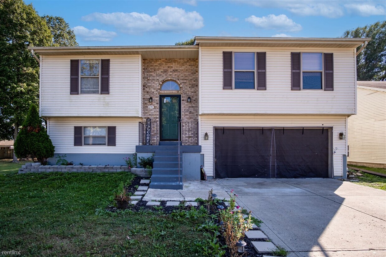 Primary Photo - 4 br, 3 bath House - 235 bent tree ln
