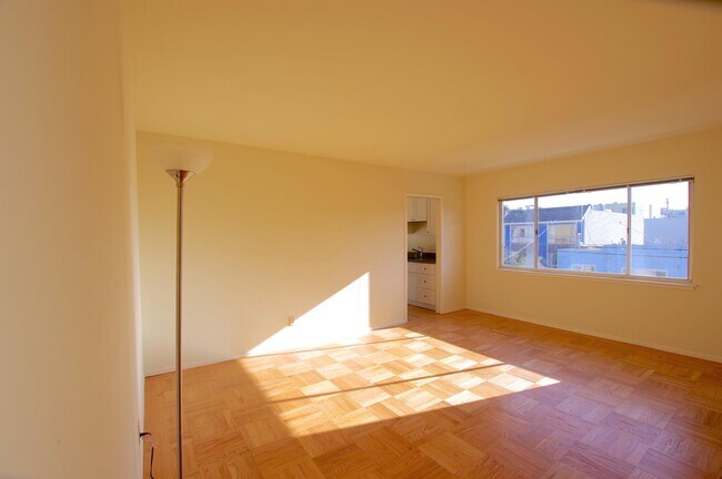 Foto del edificio - 1295 47th Ave