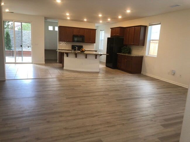 Foto del edificio - Beautiful home for rent in Sparks