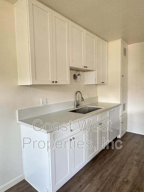 Foto del edificio - 1536 Moorland Dr