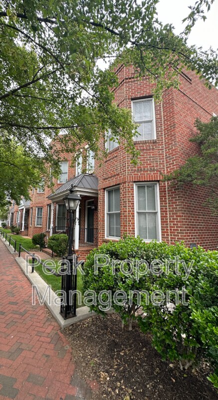 Building Photo - 1428 W Cary St.