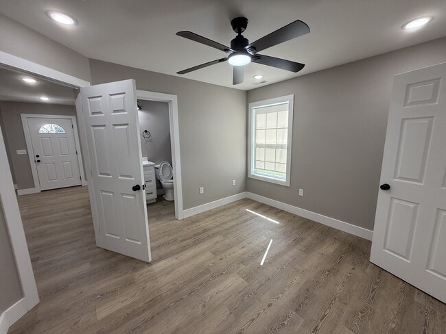 Building Photo - 67 Siltstone Ln