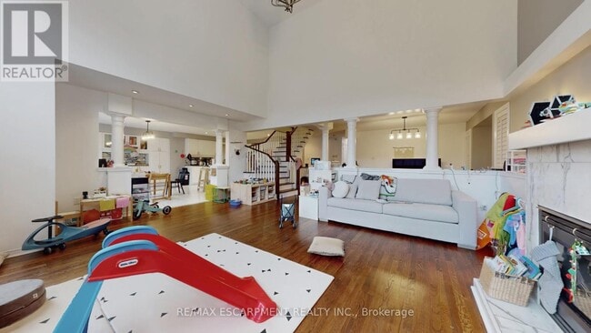 Building Photo - 219 Kitty Murray Ln