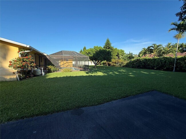 Foto del edificio - 9824 SW 123rd Ter