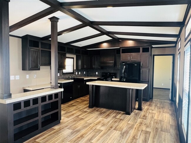 Building Photo - 21393 Ruth Dr