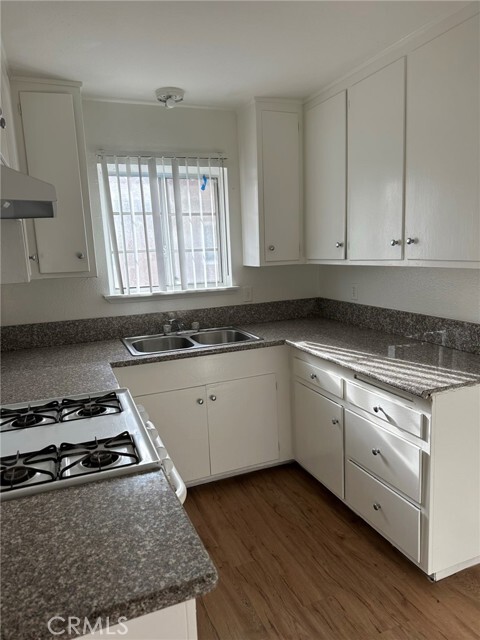 Foto del edificio - 10652 Burton St