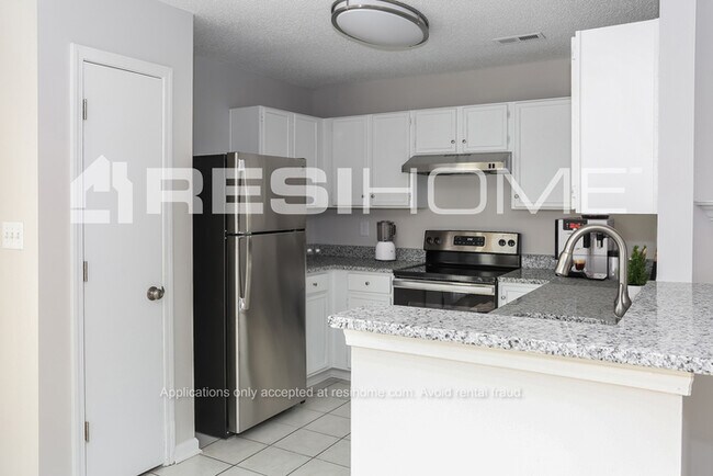 Building Photo - 431 Amhurst St Sw