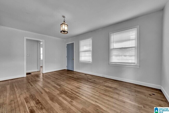 Foto del edificio - 972 53rd St N