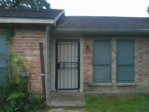 Building Photo - 5771 Easthampton Dr