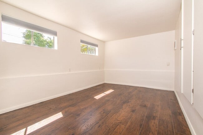 Building Photo - Charming Cottage Style Studio With Fenced in Yard in the Pocket of North Park + South Park