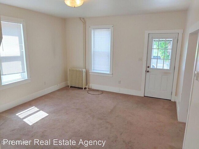 Building Photo - 3 br, 2.5 bath House - 1444 Sherman Street