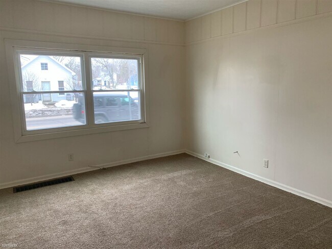 Foto del edificio - 3 br, 1 bath House - 912 W Franklin St