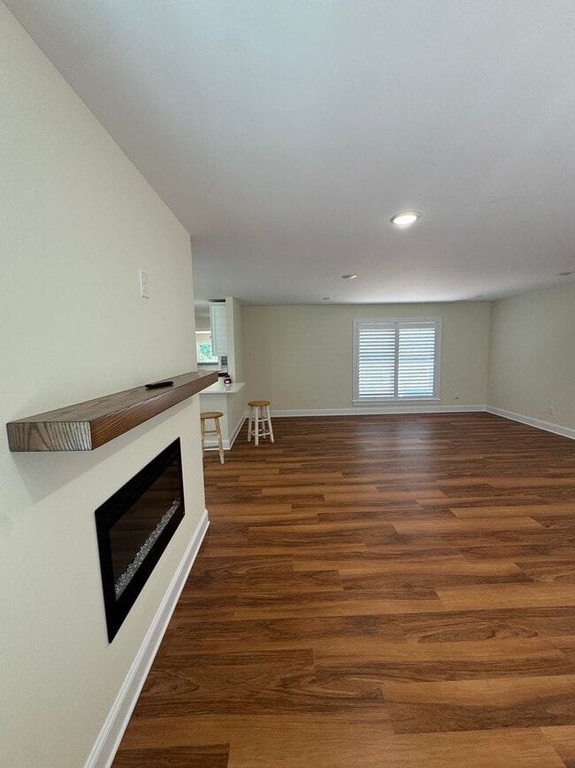 Foto del edificio - 4 Bedroom Home on Mother Vineyard