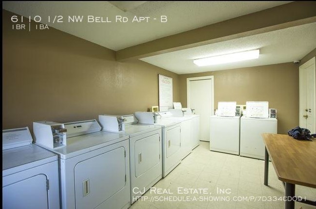 Building Photo - 1 bedroom in Parkville MO 64152