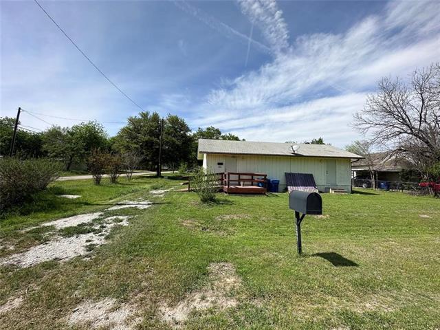 Building Photo - 301 NE 5th St