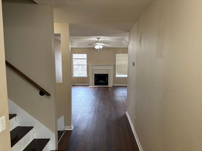 Building Photo - Great Georgetown Home