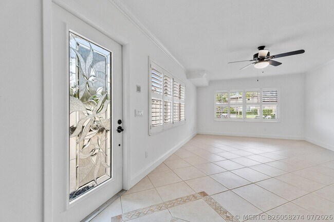 Foto del edificio - 2406 SW Danbury Ln