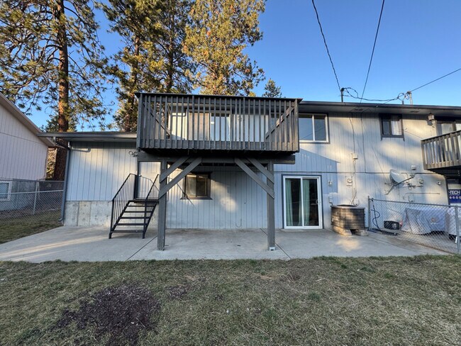 Foto del edificio - 6404 E 11th Ave