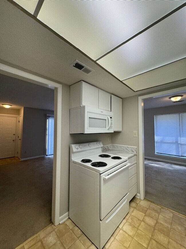 Foto del edificio - Great Experiences Are Just Around The Corn...