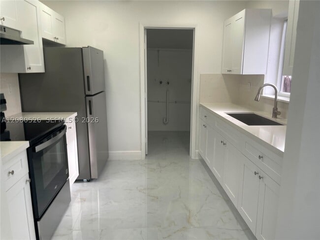 Foto del edificio - 5929 Pierce St