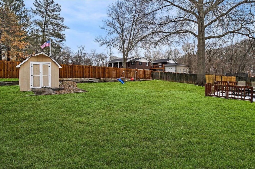 142 Leo St, Columbia, IL 62236 House Rental in Columbia, IL