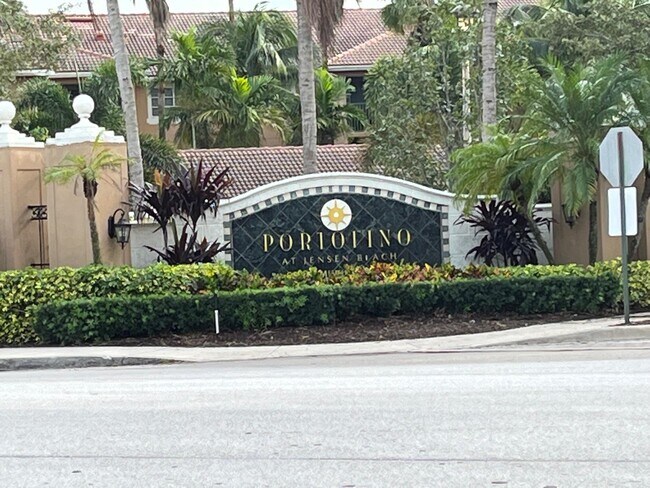 Foto del edificio - 3649 NW Mediterranean Ln