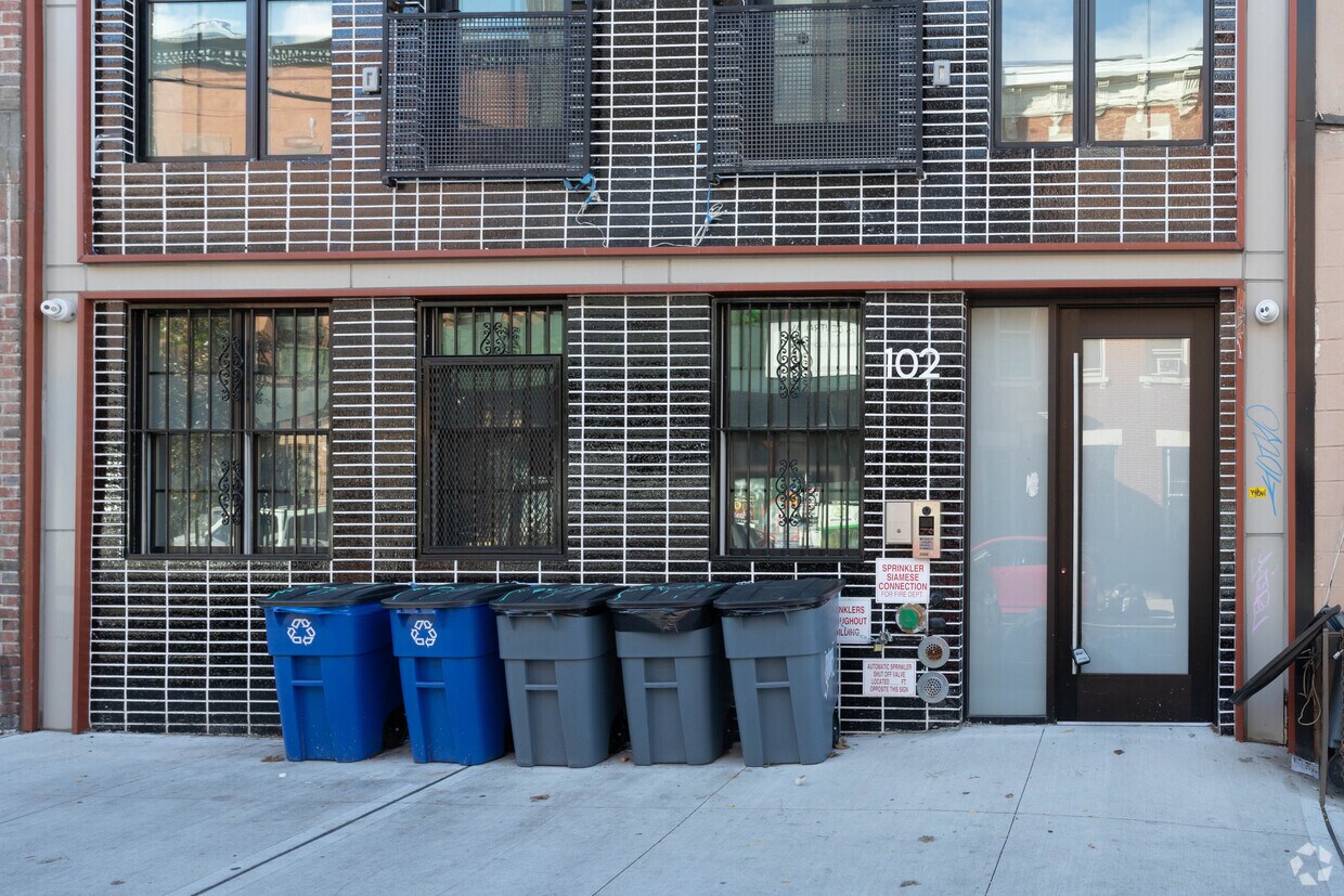 Entrance - 102 Central Ave
