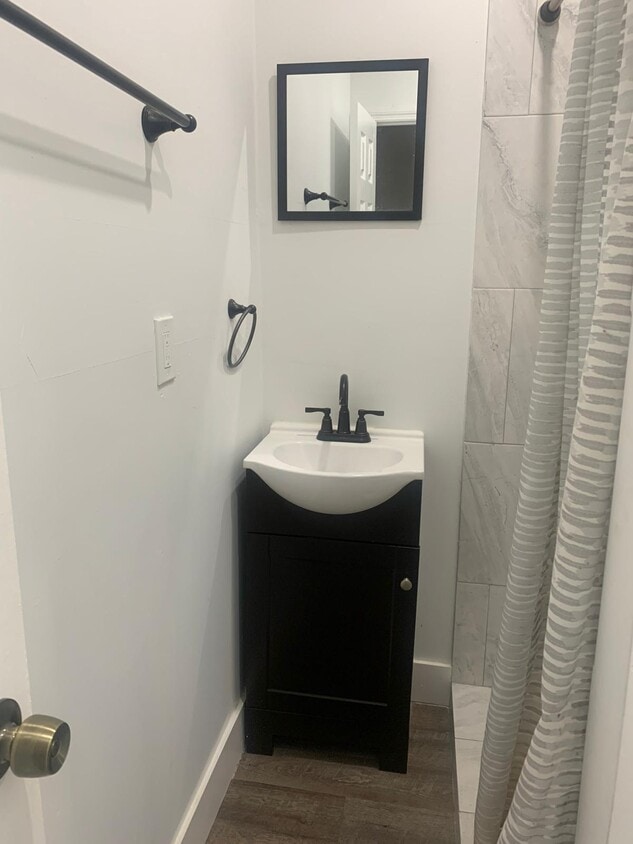 Foto del edificio - 232 W 43rd St