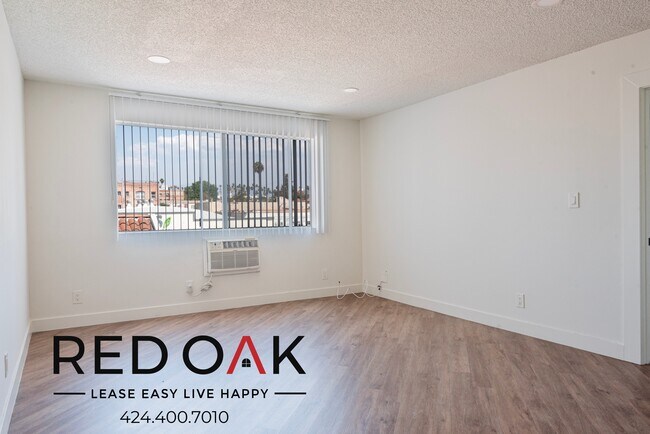 Foto del edificio - 310 S Kenmore Ave