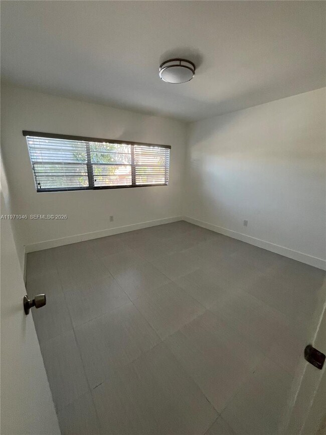 Foto del edificio - 11855 NE 19th Dr