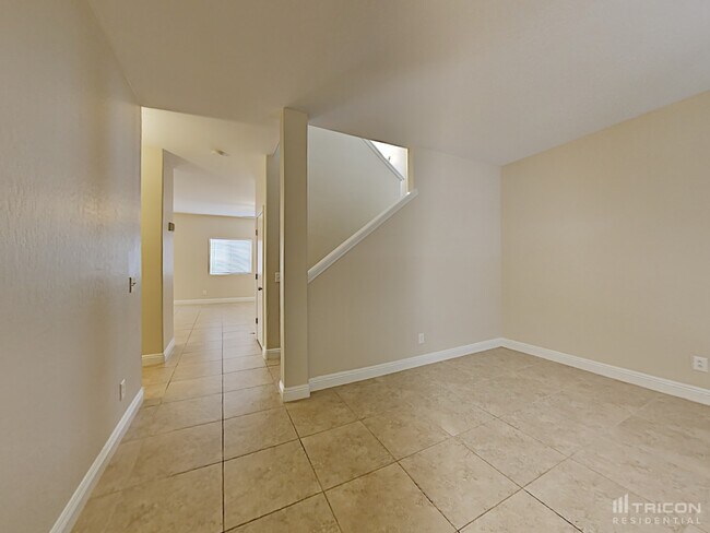 Building Photo - 2405 N 92nd Ln