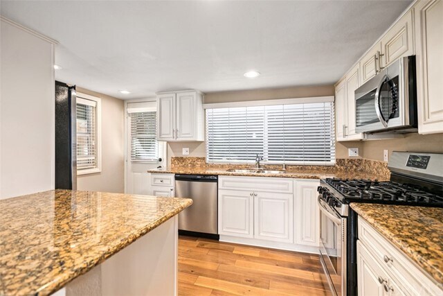 Building Photo - 33781 Olinda Dr