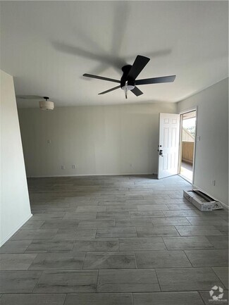 Building Photo - 3820 N 9th Ct