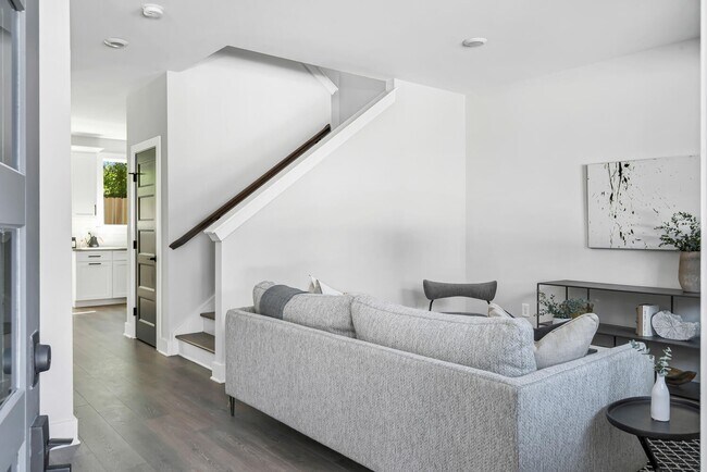 Foto del edificio - 801 Cherokee Ave