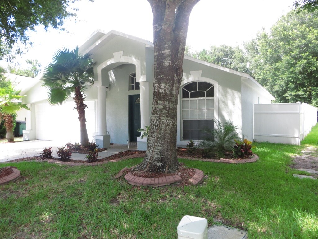 Primary Photo - 25132 Seven Rivers Cir