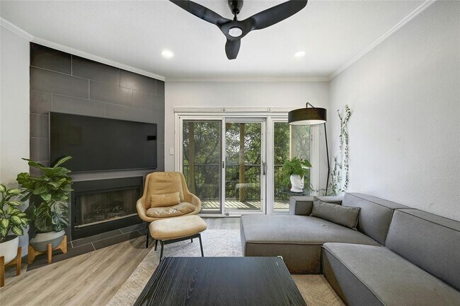 Foto del edificio - 1741 Spyglass Dr