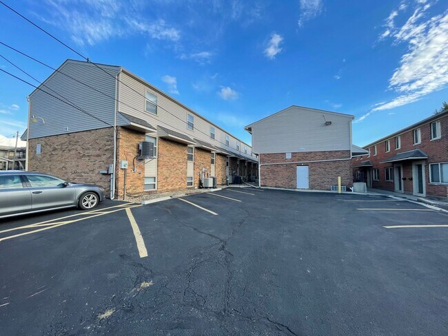 Foto del edificio - 84 W 9th Ave