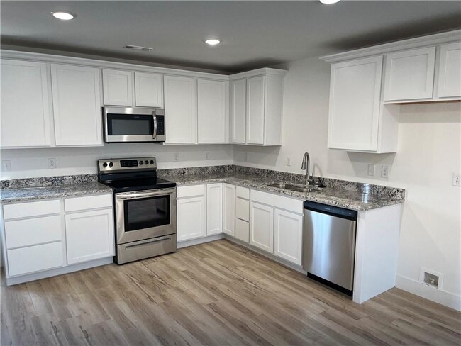 Building Photo - 1215 Nedra Dr