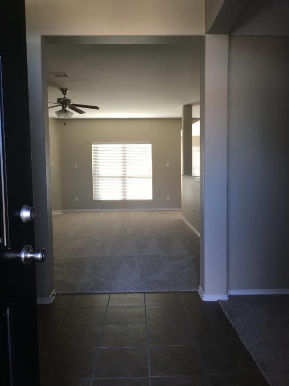 Foto del edificio - 1805 Katrina Ln